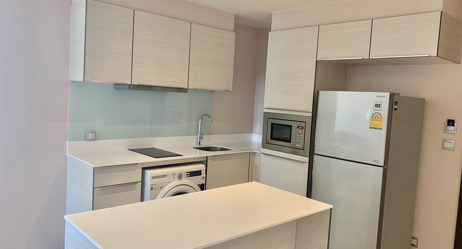 For rent 2 bedrooms condo in Watthana, Bangkok