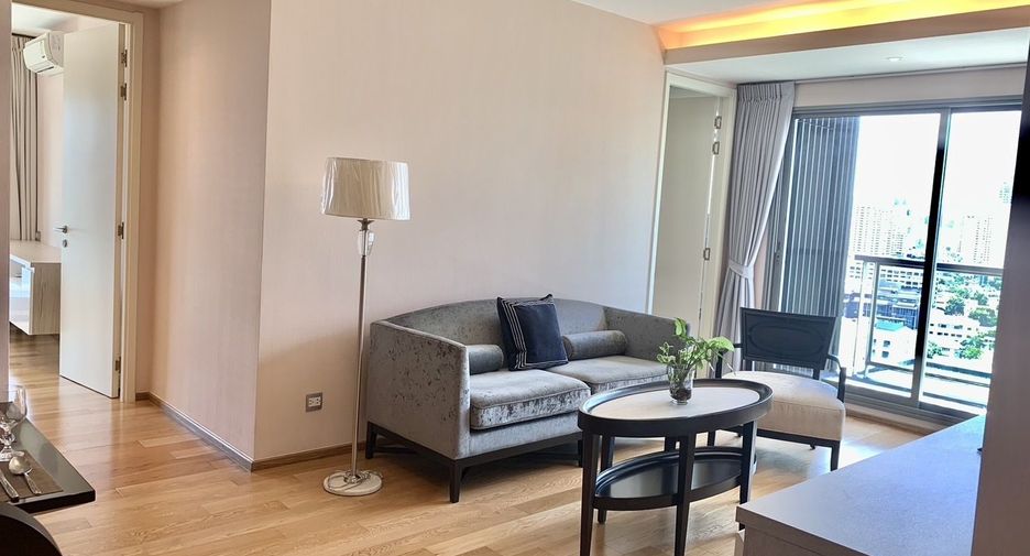 For rent 2 bedrooms condo in Watthana, Bangkok