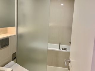 Аренда 2 спальни кондо в Щаттхана, Бангкок
