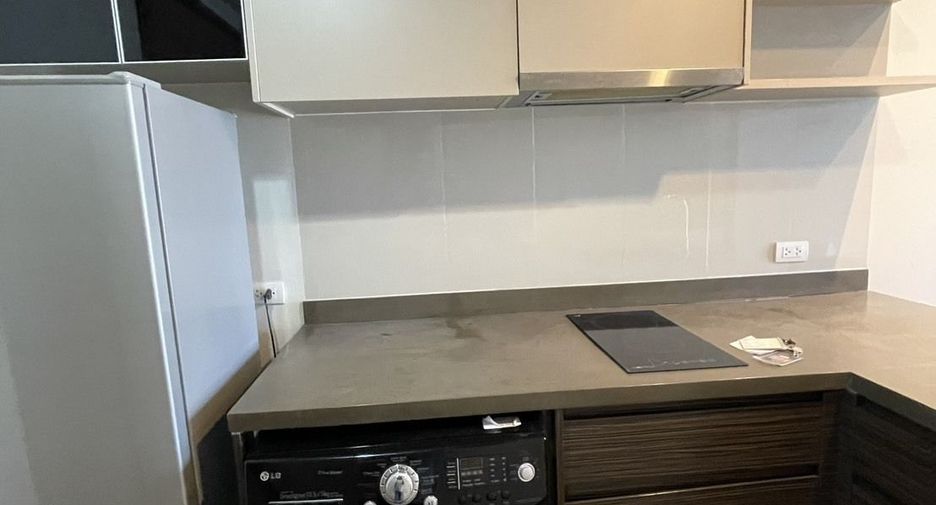 For sale 1 bed condo in Phaya Thai, Bangkok