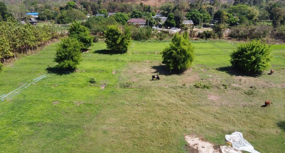 Terreno en venta en Doi Saket, Chiang Mai