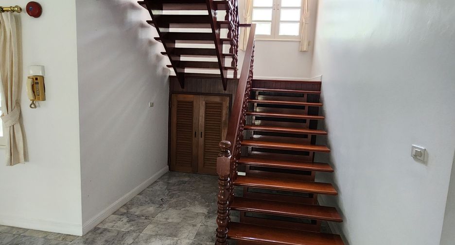 出租 5 卧室 独立屋 在 Bang Phli, Samut Prakan
