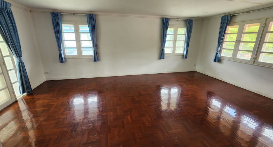 出租 5 卧室 独立屋 在 Bang Phli, Samut Prakan