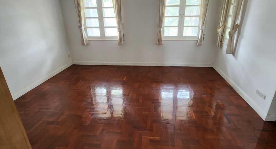 出租 5 卧室 独立屋 在 Bang Phli, Samut Prakan