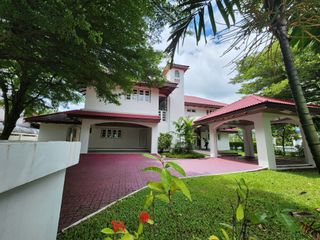 For rent 5 bedrooms house in Bang Phli, Samut Prakan