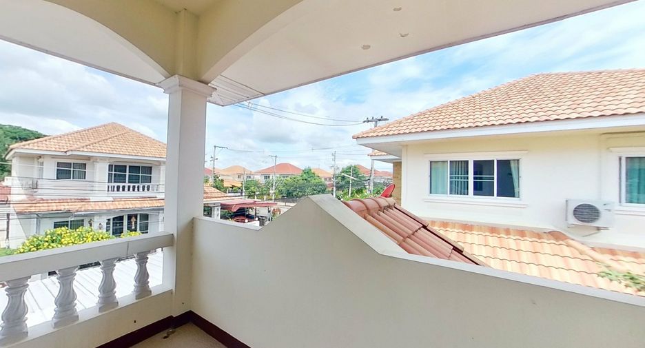 À vendre 3 chambres maison à San Kamphaeng, Chiang Mai