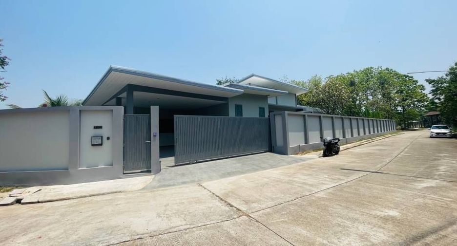 For sale 4 bedrooms house in Doi Saket, Chiang Mai
