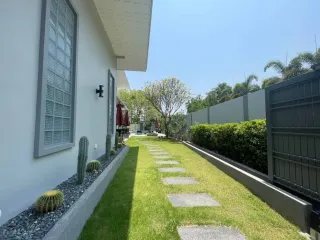 Casa en venta de 4 habitaciones en Doi Saket, Chiang Mai