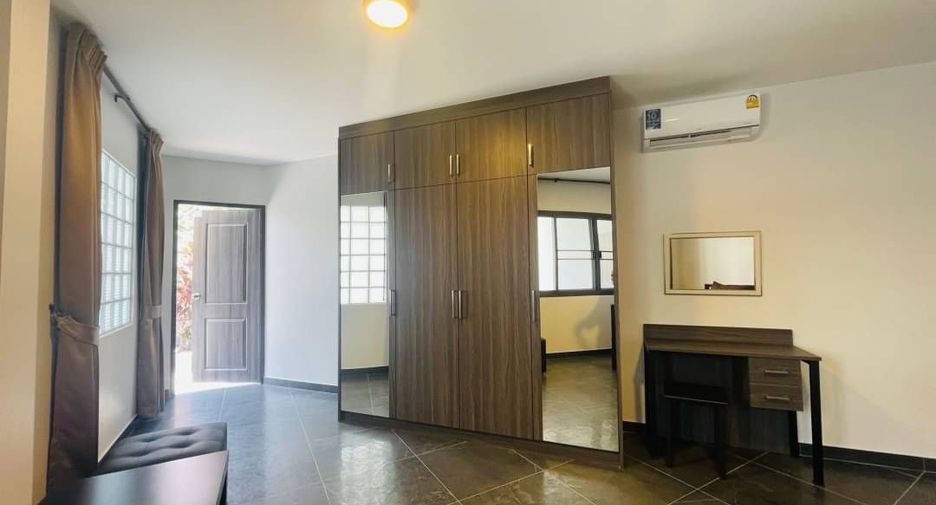For sale 4 bedrooms house in Doi Saket, Chiang Mai