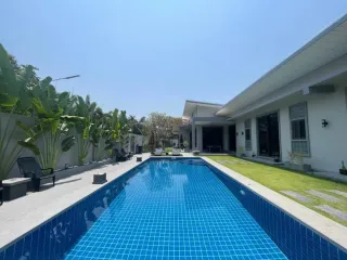 Casa en venta de 4 habitaciones en Doi Saket, Chiang Mai
