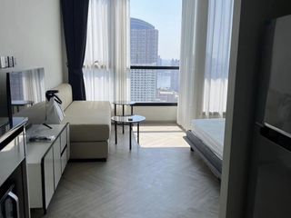 For rent studio condo in Khlong San, Bangkok