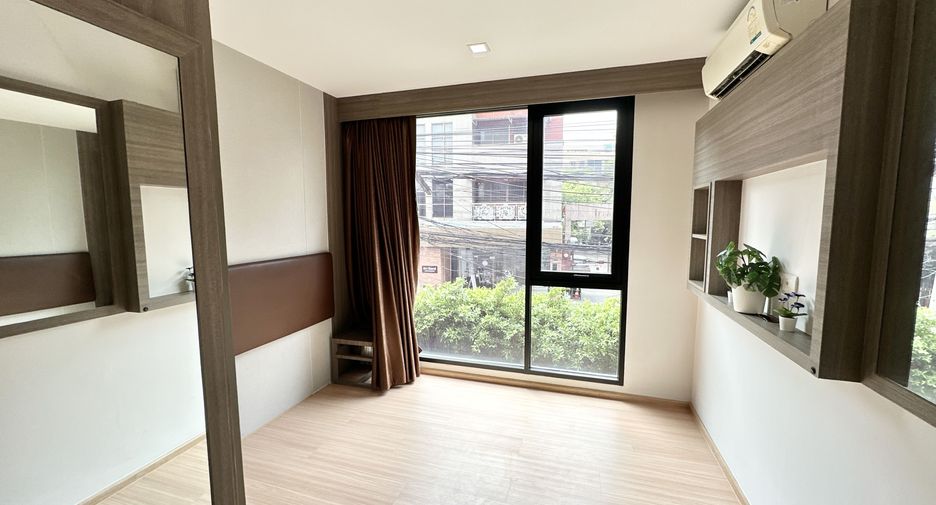 For sale 2 bedrooms condo in Watthana, Bangkok