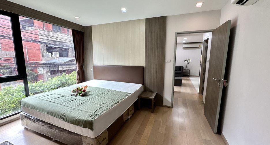 For sale 2 bedrooms condo in Watthana, Bangkok