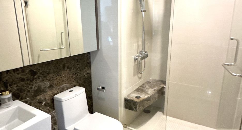 For sale 2 bedrooms condo in Watthana, Bangkok