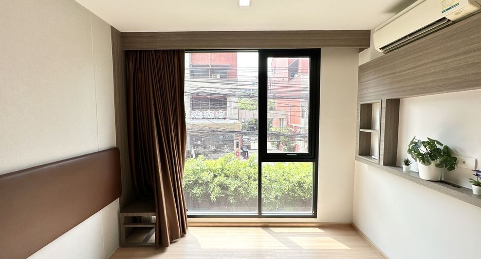 For sale 2 bedrooms condo in Watthana, Bangkok