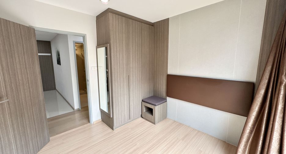 For sale 2 bedrooms condo in Watthana, Bangkok