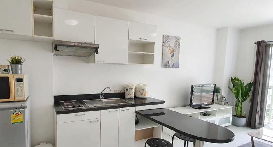 For rent studio condo in Phaya Thai, Bangkok