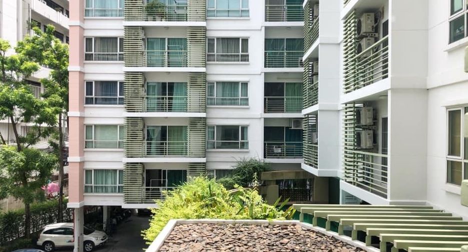 For rent studio condo in Phaya Thai, Bangkok