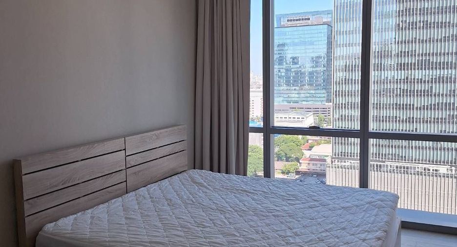For rent 1 bed condo in Watthana, Bangkok