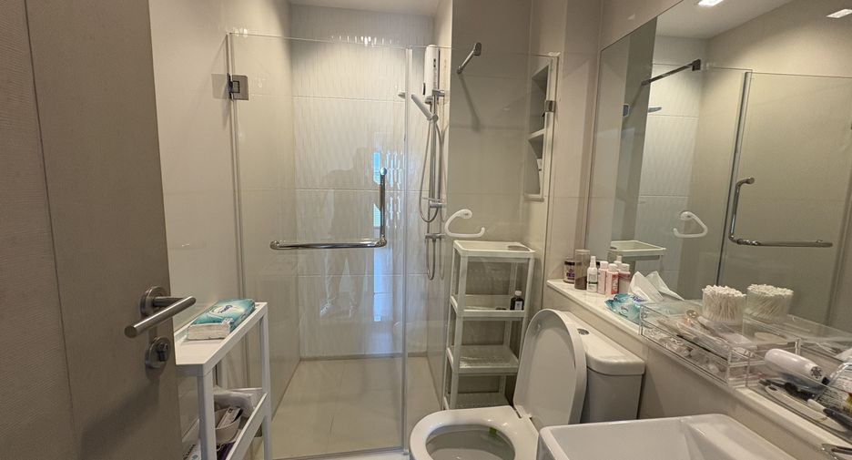 For sale and for rent 2 bedrooms condo in Huai Khwang, Bangkok