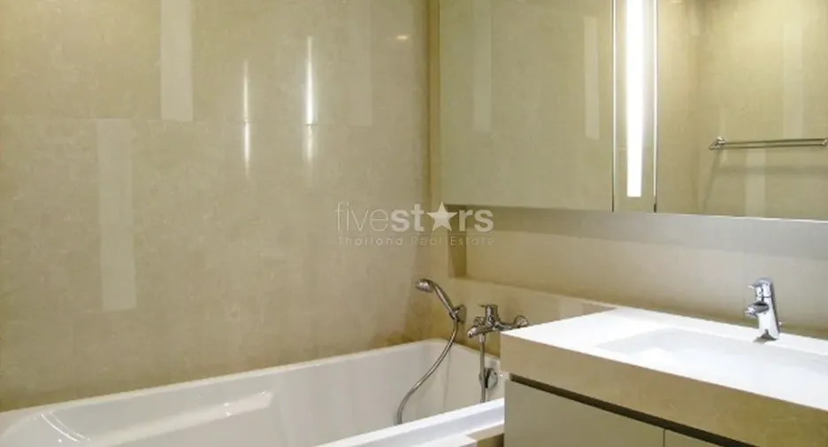For rent 1 bed condo in Watthana, Bangkok