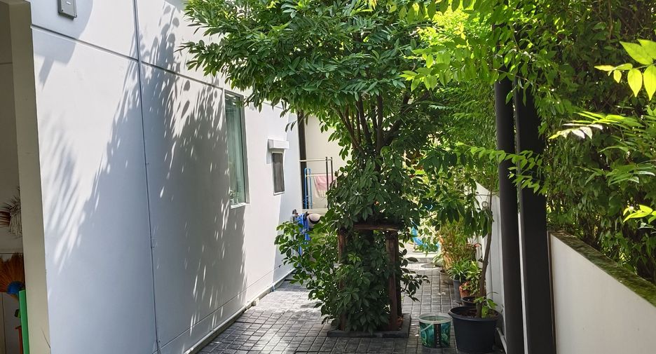 出售 3 卧室 独立屋 在 Bang Sao Thong, Samut Prakan