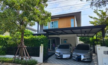 For sale 3 bedrooms house in Bang Sao Thong, Samut Prakan