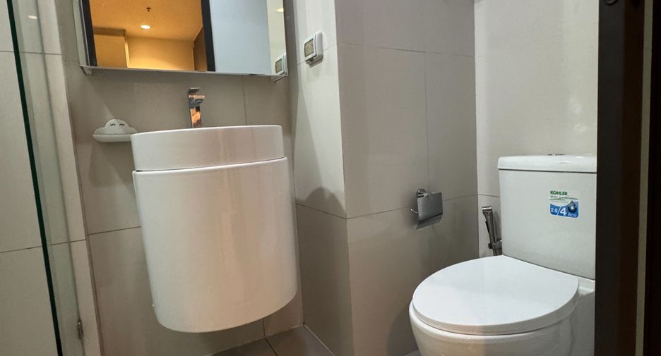 For rent 1 Beds condo in Huai Khwang, Bangkok