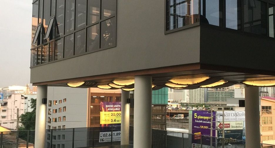 For rent 1 Beds condo in Huai Khwang, Bangkok