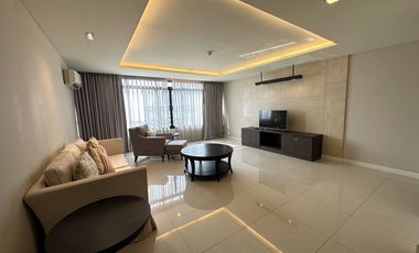 For rent 3 bedrooms apartment in Watthana, Bangkok