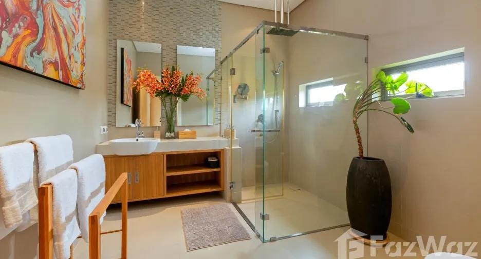 For sale 5 bedrooms villa in Takua Thung, Phang Nga