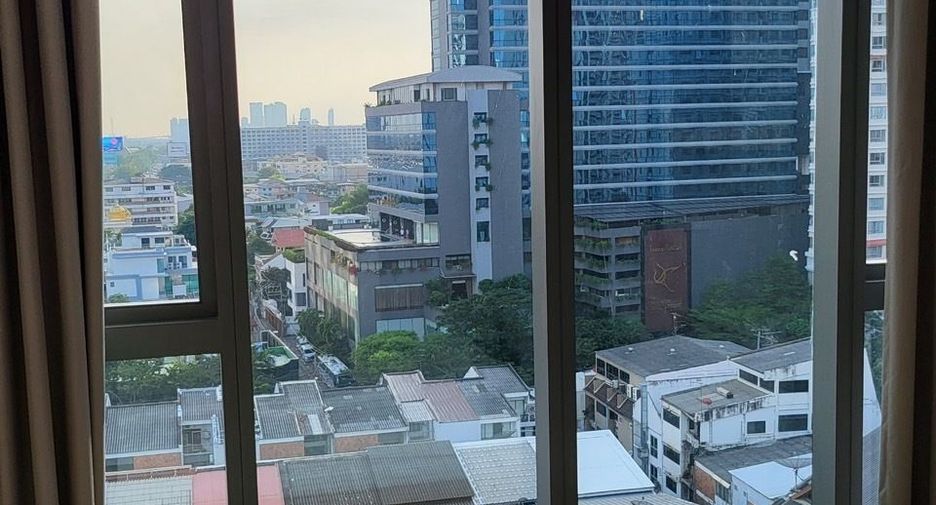For rent 1 bed condo in Khlong Toei, Bangkok