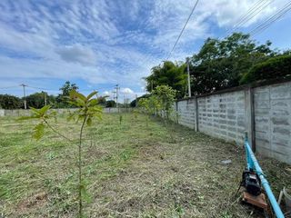 For sale land in San Kamphaeng, Chiang Mai