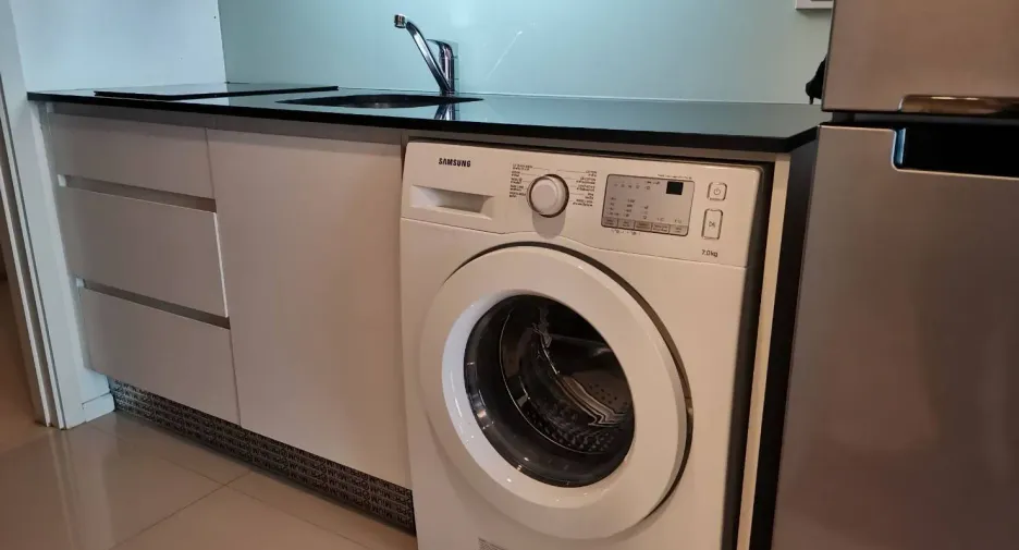 Wohnung zum Kauf mit Studio in Watthana, Bangkok