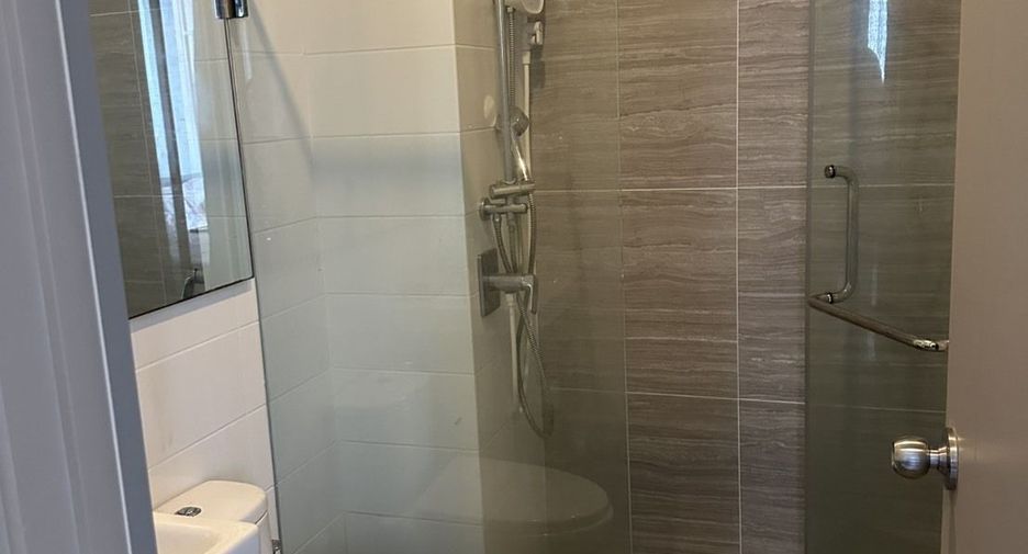 For sale 2 bedrooms condo in Watthana, Bangkok