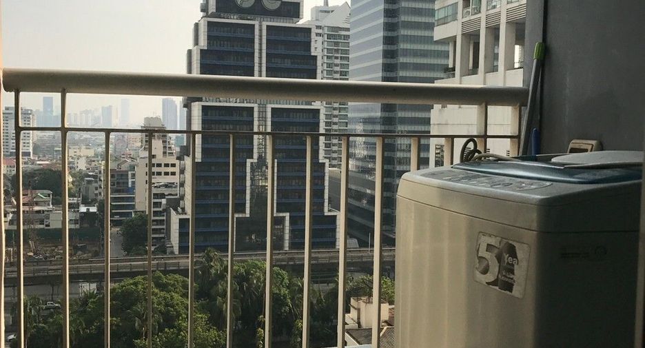 For rent 1 bed condo in Sathon, Bangkok