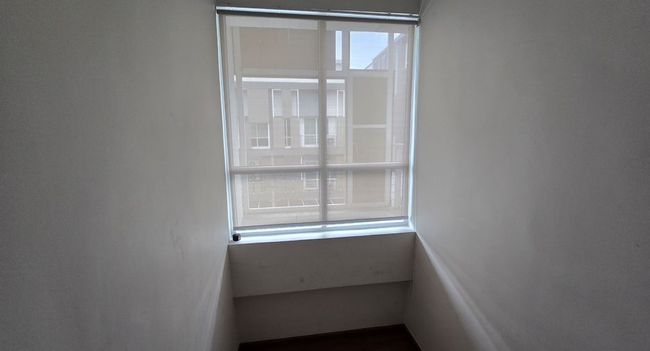 For sale and for rent 3 bedrooms townhouse in Wang Thonglang, Bangkok