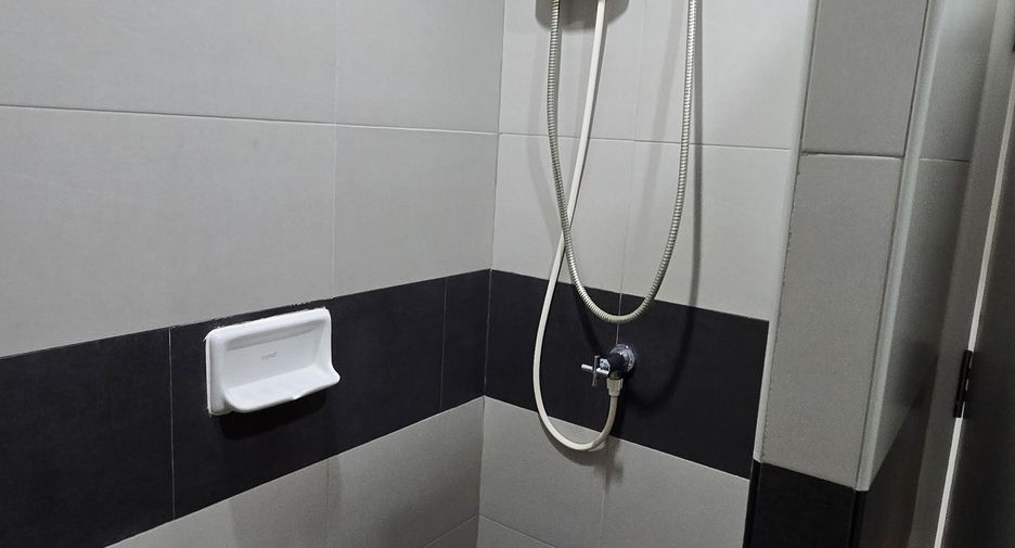 For sale and for rent 3 bedrooms townhouse in Wang Thonglang, Bangkok