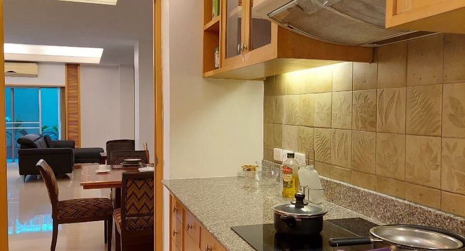 For rent 2 bedrooms apartment in Sathon, Bangkok