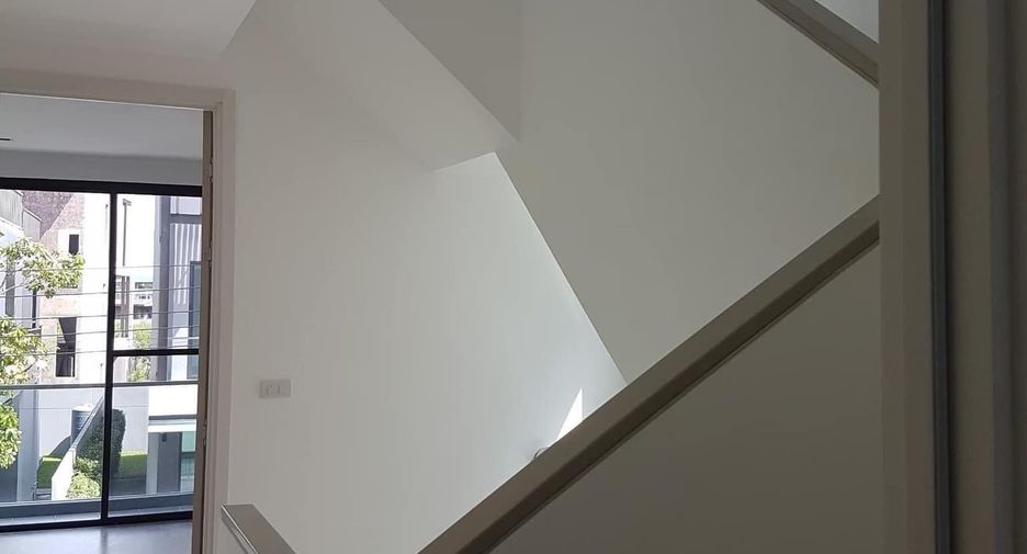 For rent 4 bedrooms house in Prawet, Bangkok