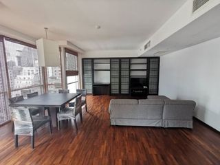 For sale そして for rent 2 ベッドルーム condo in Pathum Wan, Bangkok