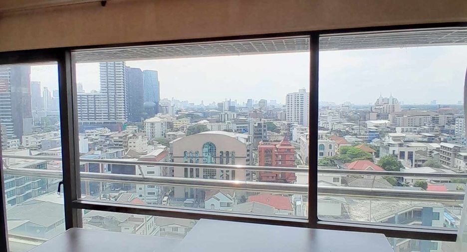 For rent 2 bedrooms condo in Sathon, Bangkok