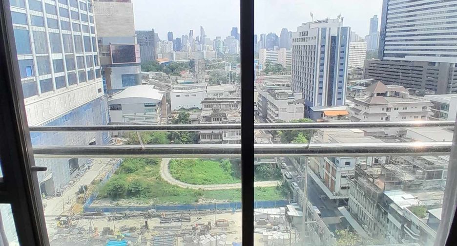 For rent 2 bedrooms condo in Sathon, Bangkok