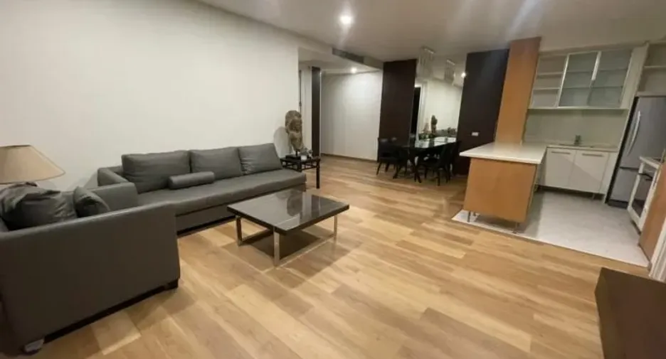 For rent 2 bedrooms condo in Sathon, Bangkok