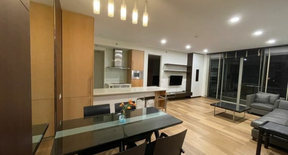 For rent 2 bedrooms condo in Sathon, Bangkok