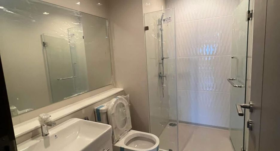 Wohnung zum Kauf und zur Miete mit 2 Zimmer in Huai Khwang, Bangkok