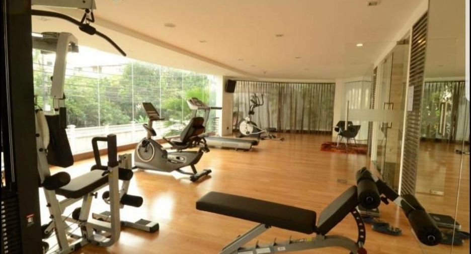 For rent 1 bed condo in Watthana, Bangkok
