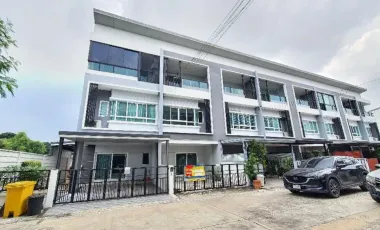 For rent 3 ベッドルーム townhouse in Sai Mai, Bangkok