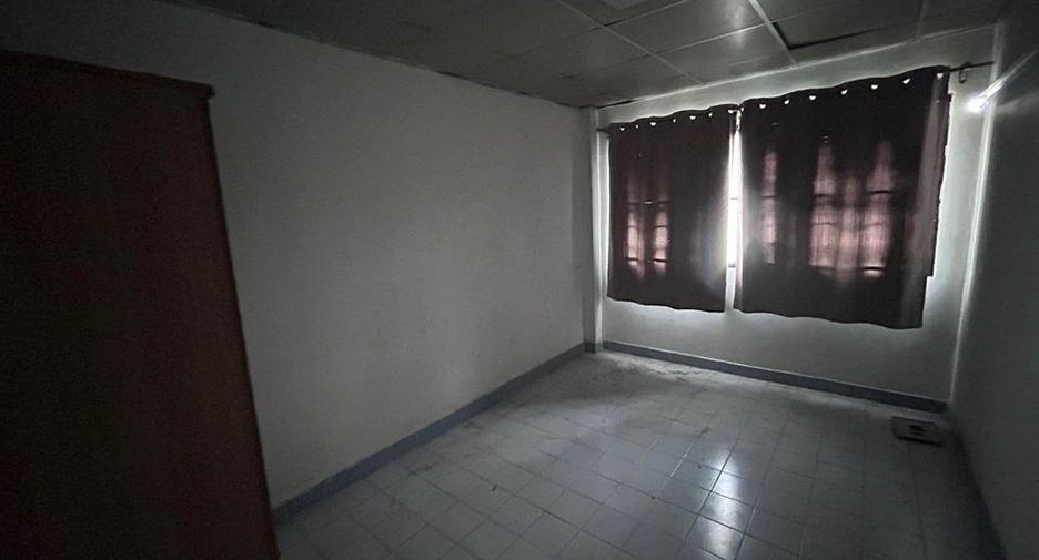 For sale 2 bedrooms townhouse in Don Mueang, Bangkok