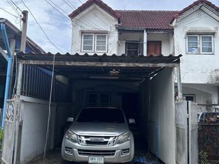 For sale 2 bedrooms townhouse in Don Mueang, Bangkok